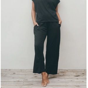 Wol Hide Easy Pant in black